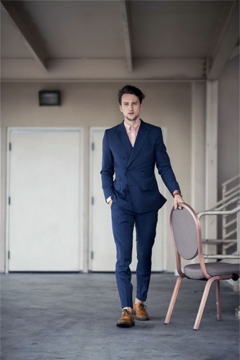 Bí quyết lựa chọn màu sắc giày tây phù hợp với suit hình ảnh 1 Bi quyet lua chon mau sac giay tay phu hop voi suit hinh anh 1