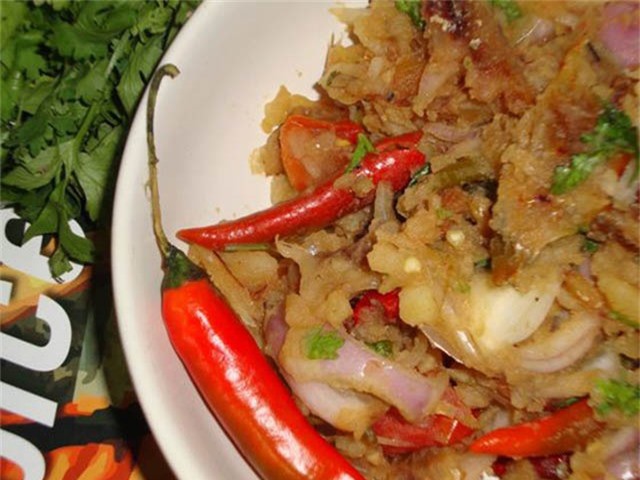 nham mat bit mui thuong thuc mui vi 10 mon an ky la nhat o an do hinh anh 2