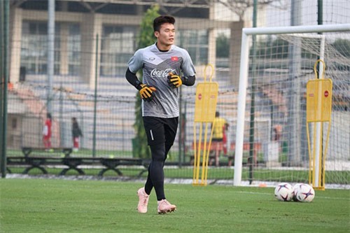 Bùi Tiến Dũng phát biểu 'sốc' về trận Việt Nam vs Malaysia