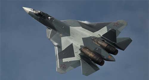 Tại sao chiến đấu cơ Su-57 của Nga lại tốt hơn F-22 và F-35 của Mỹ?