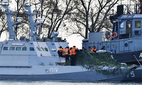 Moscow nói Ukraine từng dọa tấn công tàu Nga trên biển Azov