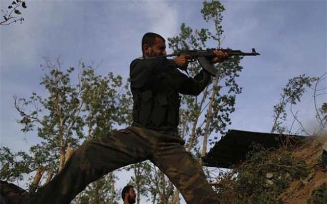 Dân thường Syria bất ngờ vùng lên chống lại phiến quân ở Deir Ezzur