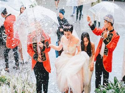 Đám cưới nhà đại gia Hải Phòng: Đón dâu bằng siêu xe, mời Tuấn Hưng đến hát