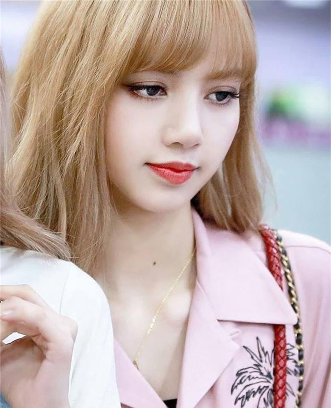 Nhan sắc ngọt ngào của cô gái được mệnh danh là đẹp nhất châu Á năm 2019 hình ảnh 2 nhan sac ngot ngao cua co gai duoc menh danh la dep nhat chau a nam 2019 hinh anh 2