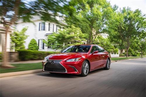 Toyota đầu tư 750 triệu USD để sản xuất RAV4 và Lexus ES tại Mỹ
