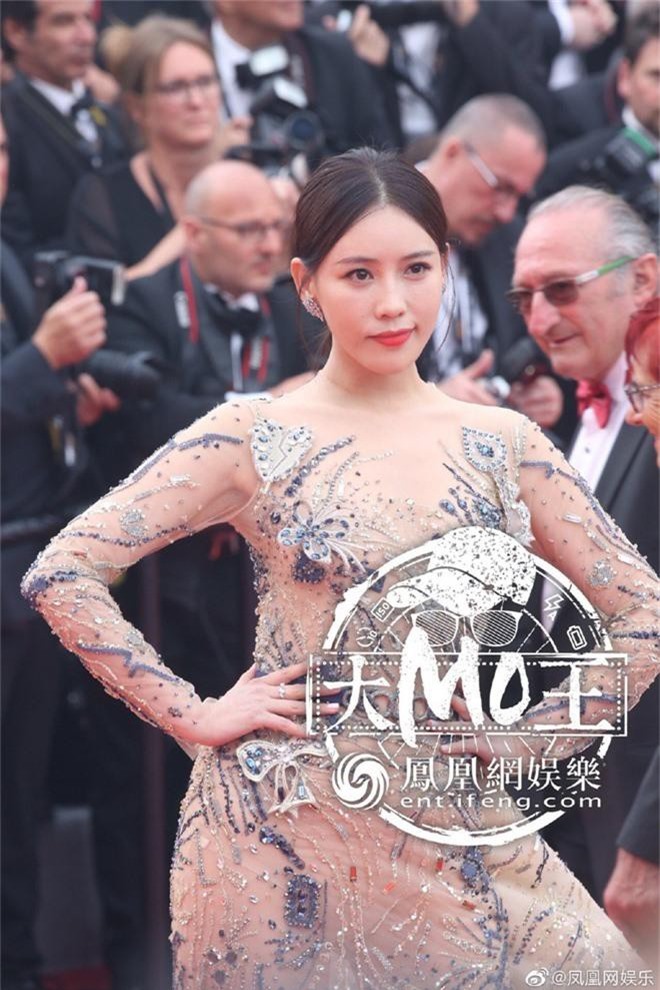 Mỹ nhân Diên Hi Công Lược nói gì về sự cố bẽ bàng bị đuổi khỏi thảm đỏ Cannes? - Ảnh 3. Mỹ nhân Diên Hi Công Lược nói gì về sự cố bẽ bàng bị đuổi khỏi thảm đỏ Cannes? - Ảnh 3.