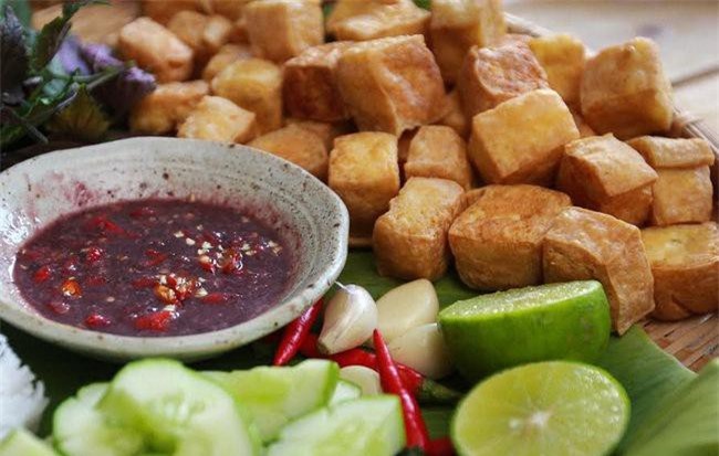 Ảnh minh họa Cách rán đậu vàng giòn, căng phồng