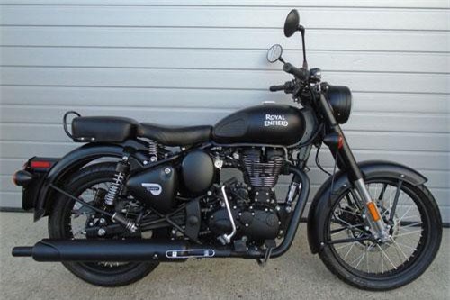 10. Royal Enfield Classic Stealth Black Edition 2019 (giá: 6.741 USD). 10. Royal Enfield Classic Stealth Black Edition 2019 (giá: 6.741 USD).