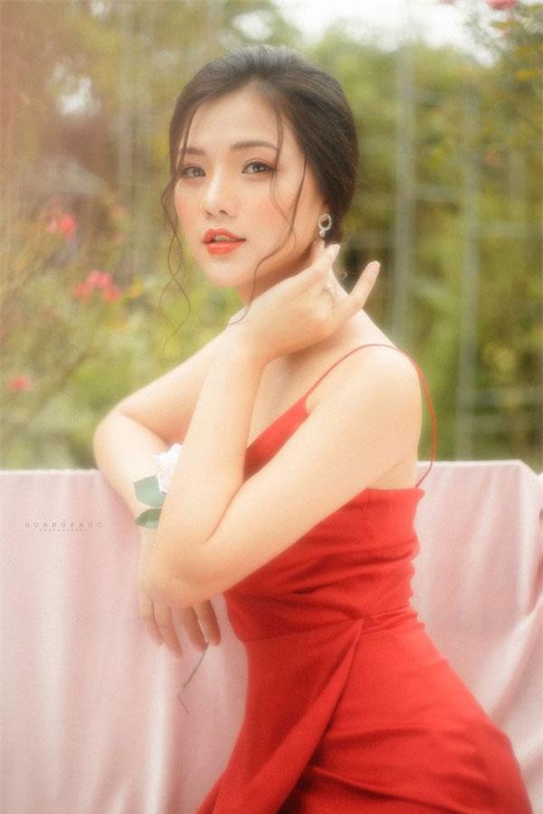 Lê Song Ngân Lê Song Ngân