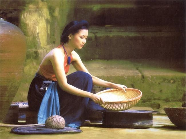 Độc đ&aacute;o trang phục Việt 4000 năm lịch sử - 3