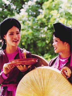 Độc đ&aacute;o trang phục Việt 4000 năm lịch sử - 5