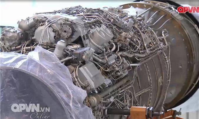 Việt Nam “tăng tuổi thọ” máy bay Su-27 hiện đại thế nào? - Hình 14 Viet Nam “tang tuoi tho” may bay Su-27 hien dai the nao?-Hinh-14