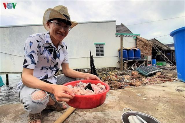 Khám phá nghề nuôi cá lồng bè thu tiền tỷ ở Nam Du - Ảnh 16. Khám phá nghề nuôi cá lồng bè thu tiền tỷ ở Nam Du - Ảnh 16.