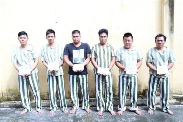 Tạm giữ nhóm đòi nợ thuê đánh người, đập phá nhà dân - 1 Tạm giữ nhóm đòi nợ thuê đánh người, đập phá nhà dân - 1
