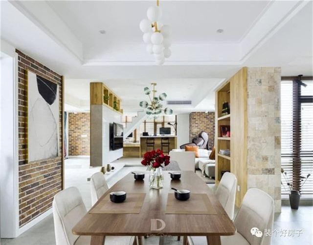 Ngôi nhà ngập tràn cây xanh của cặp vợ chồng trẻ, ấn tượng nhất là lối vào nhà - Ảnh 7. Ngôi nhà ngập tràn cây xanh của cặp vợ chồng trẻ, ấn tượng nhất là lối vào nhà - Ảnh 7.