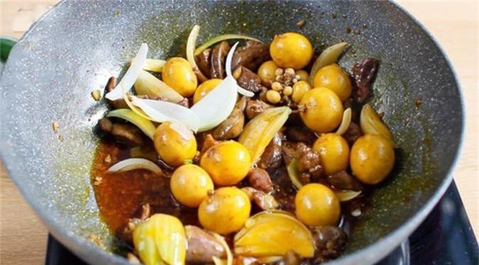 Cách làm 3 món ngon ngất ngây chỉ với 1 bộ lòng gà - Hình 4 Cach lam 3 mon ngon ngat ngay chi voi 1 bo long ga-Hinh-4