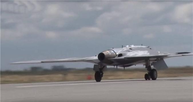 S-70 Okhotnik của Nga bị bóc mẽ là "quái vật tàng hình rởm"? - Hình 7 S-70 Okhotnik cua Nga bi boc me la