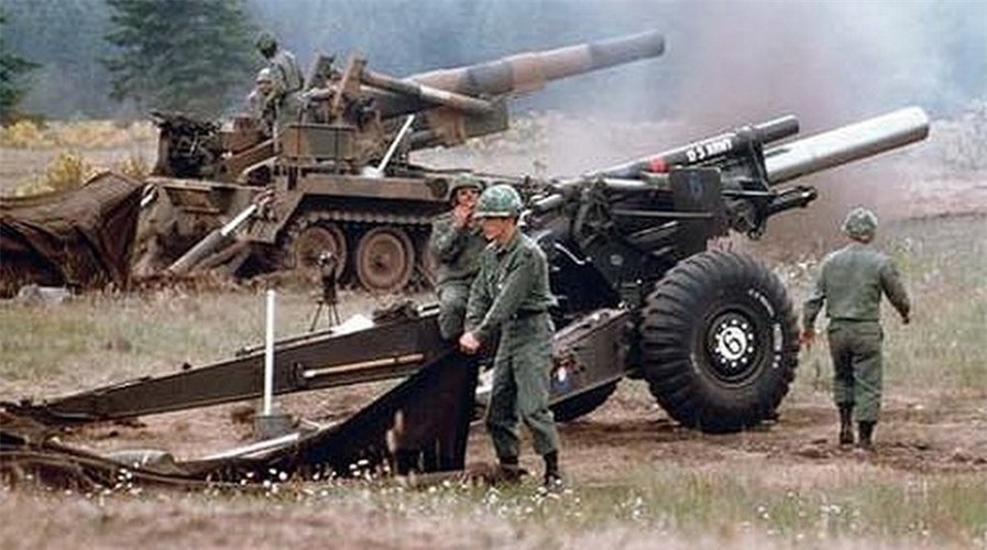 Ukraine nhận pháo 155 mm 'đồ cổ' 70 năm tuổi từ Hy Lạp