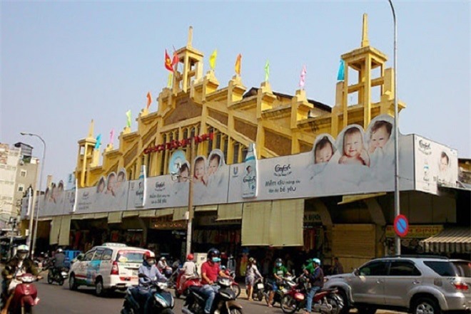 Chợ Tân Định.