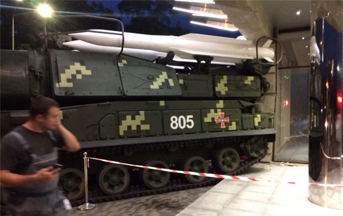 Chiếc xe chở tên lửa. (Nguồn: 9111.ru).