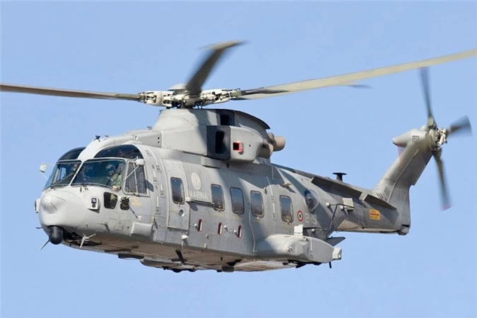 2. AgustaWestland AW101 (giá: 21 triệu USD).