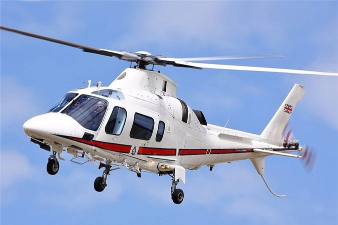 10. AgustaWestland AW109 (giá: 6,3 triệu USD).