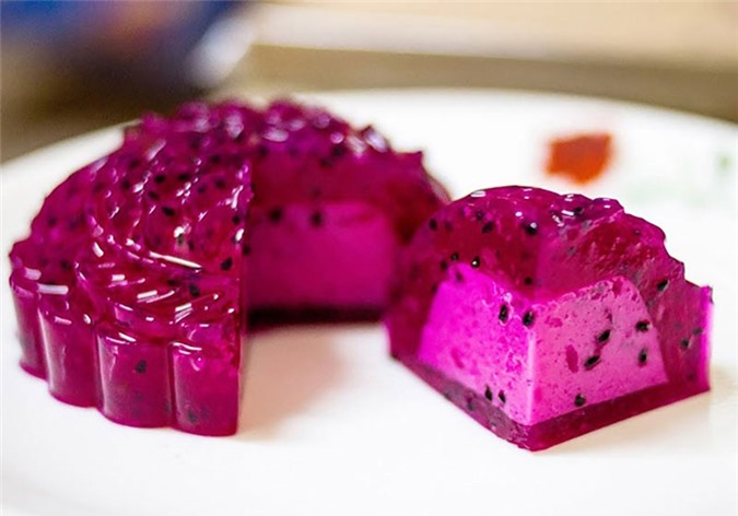 Độc đáo những loại bánh trung thu handmade gây ‘sốt’ thị trường của các bà nội trợ Việt