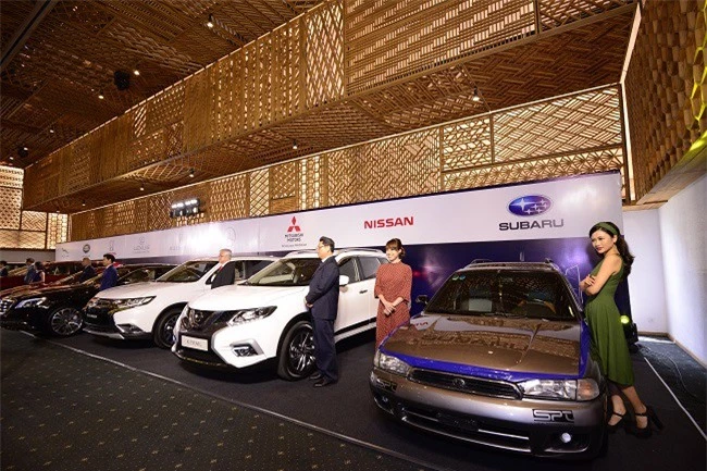 Dàn xe siêu sang sẽ xuất hiện trong triển lãm Vietnam Motor Show 2018.