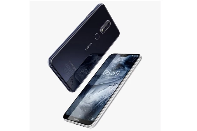 Sức mạnh phần cứng của Nokia 6.1 Plus đến từ chip Qualcomm Snapdragon 636 lõi 8 với xung nhịp 1,8 GHz, GPU Adreno 509. RAM 4 GB/ROM 64 GB, có khay cắm thẻ microSD với dung lượng tối đa 400 GB (dùng chung với khay SIM 2). Hệ điều hành Android 8.1 Oreo (Android One).