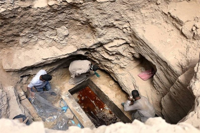 Bí mật rợn người trong cỗ quan tài vướng lời nguyền chết chóc