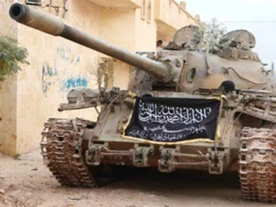 Phiến quân HTS xâm nhập bất thành, quân đội Syria nã loạt tên lửa đáp trả