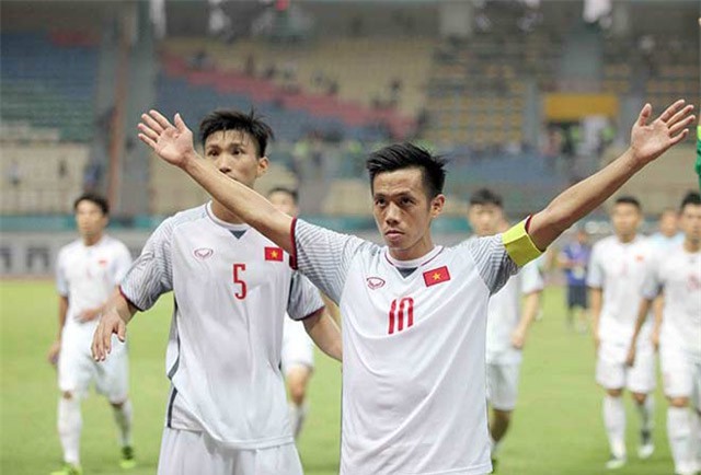 10 pha làm bàn đẹp nhất vòng bảng ASIAD 2018: Xướng tên Văn Quyết