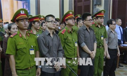 Nguyen James Han và Phan Angle lĩnh án 14 năm tù