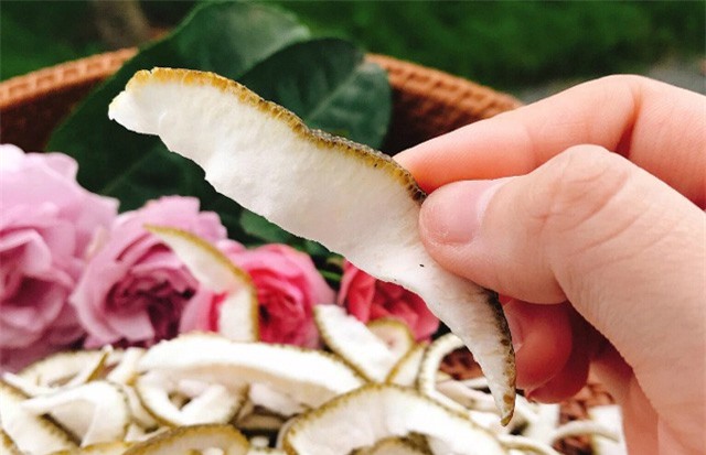 Học cách làm vỏ bưởi sấy chua ngọt vừa ngon lại tốt cho sức khoẻ