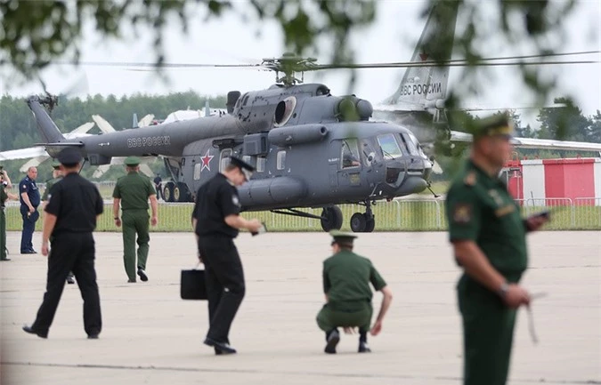 Philippines muốn mua thiết bị trực thăng và vũ khí loại nhỏ của Nga.