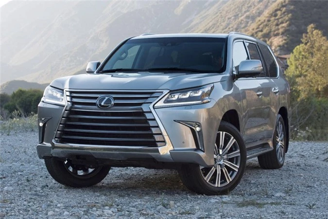 7. Lexus LX 570 2018.