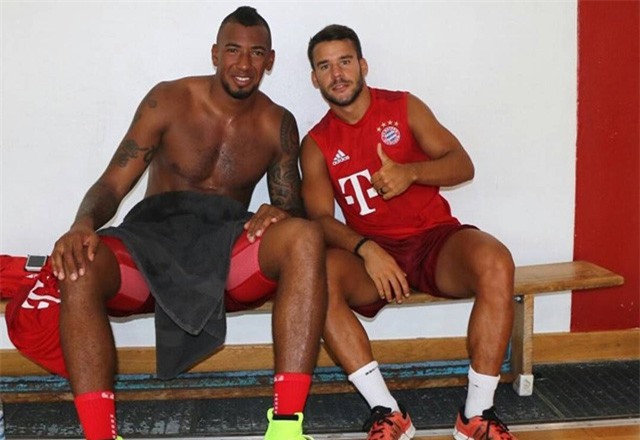 PSG có thể mua 2 sao Bayern trước giờ đóng cửa TTCN