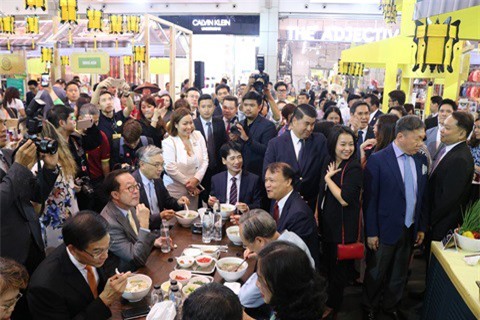 Tuần hàng Việt Nam tại Thái Lan thu hút khách