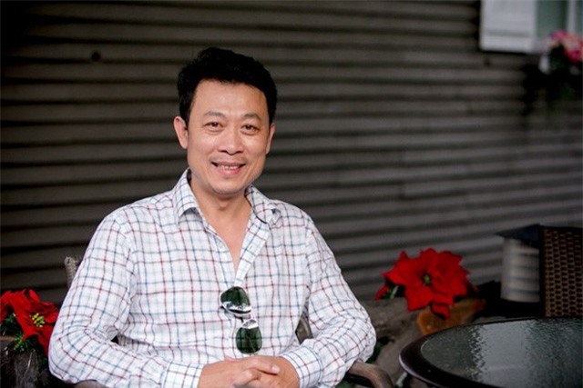 Sân khấu của danh hài Vân Sơn bị ca sĩ kiện, đòi bồi thường 300 triệu