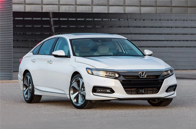 1. Honda Accord 2018.