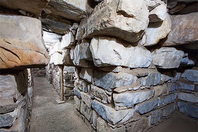 Phát hiện hài cốt 3.000 năm có tư thế lạ trong ngôi đền cổ