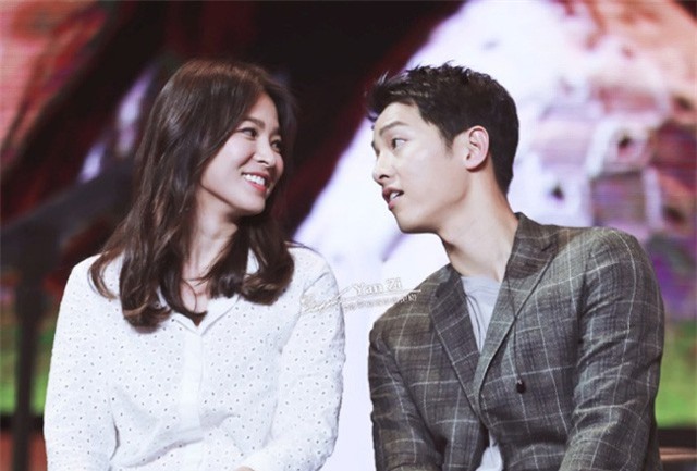 Song Joong Ki tiết lộ bí quyết "giữ lửa" hôn nhân với Song Hye Kyo 