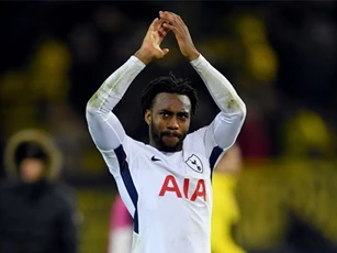 Tottenham sẵn sàng bán Danny Rose