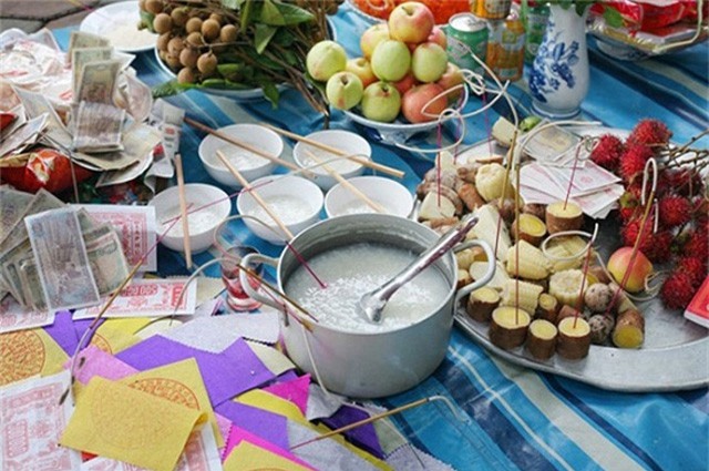 Chuyên gia lý giải những kiêng kị sai lầm trong tháng cô hồn