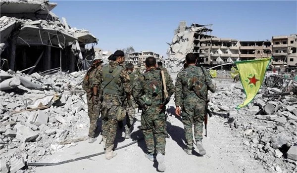 Dân thường ngả sang quân đội Syria, SDF lập tức báo động toàn quân Dân thường ngả sang quân đội Syria, SDF lập tức báo động toàn quân