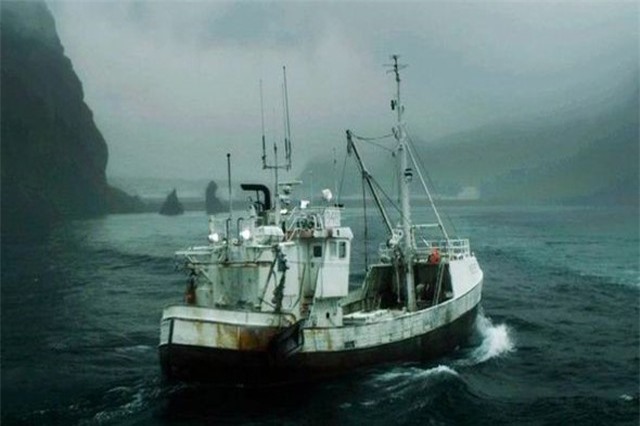 Giải bí ẩn hiện tượng kỳ lạ, gây ám ảnh kinh hoàng trên biển