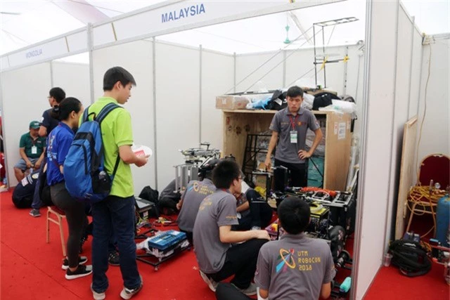 ABU Robocon 2018: Ngày đầu của các đội tuyển tại khu tập kết robot - Ảnh 6.