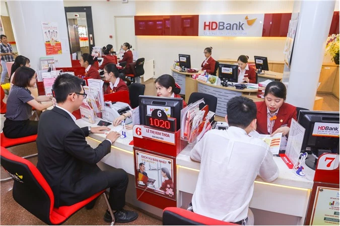 Phòng giao dịch HDBank.