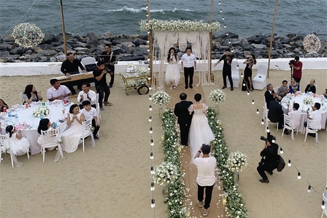 Ảnh hiếm trong lễ đính hôn của Trường Giang, Nhã Phương ở Hội An