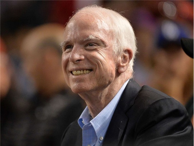 Nhà Trắng treo cờ rủ, dân Mỹ tưởng nhớ ông John McCain